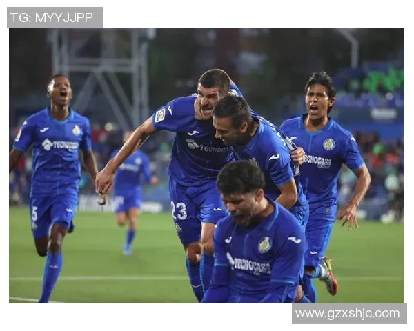 赛后分析：西安足球队与广州足球队的比赛节奏与战术对比探讨